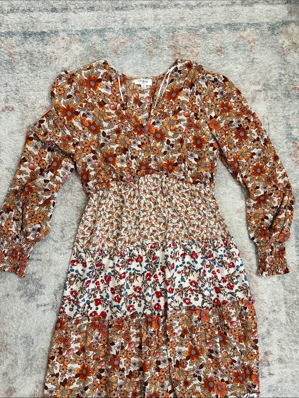 Fall Maxi Dress - Picture 2 of 4